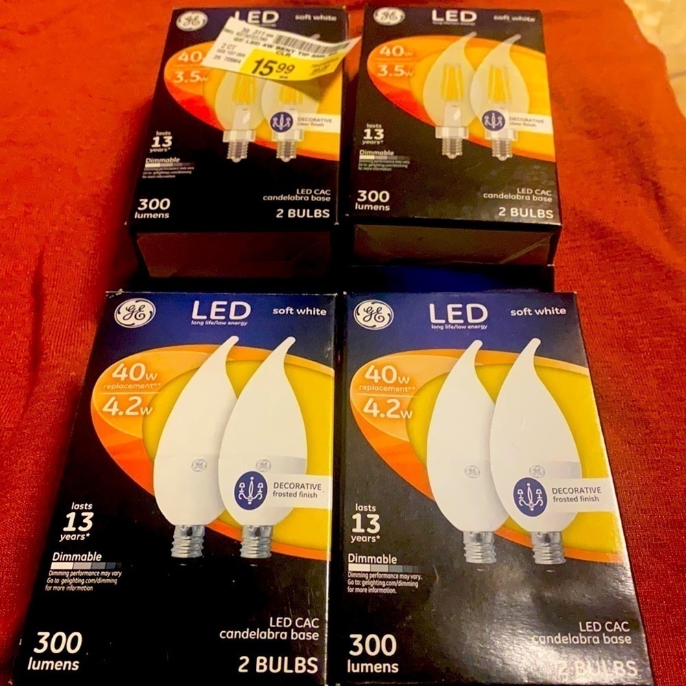Candelabra LED Dimmable Light Bulb Bundle NWT  Household Ceiling Fan Lighting